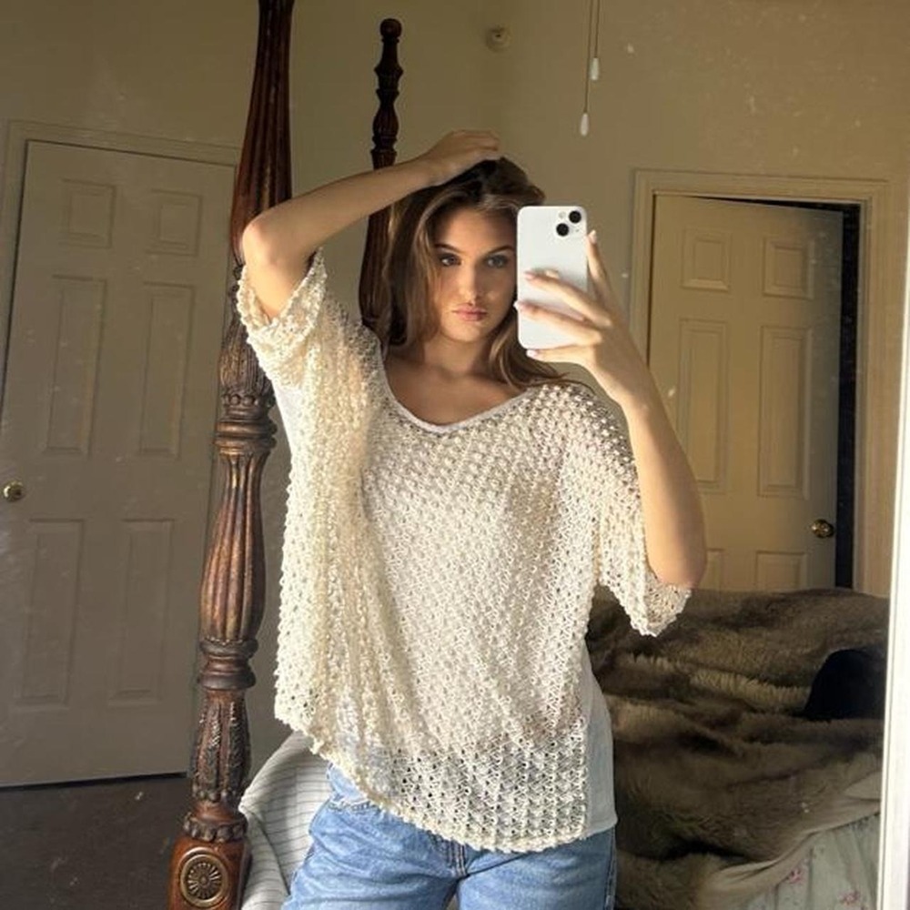 00s cream crochet dolman sleeve top